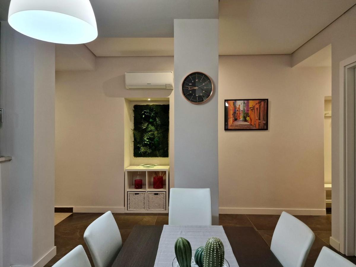 The White Domus Apartment Таормина Екстериор снимка