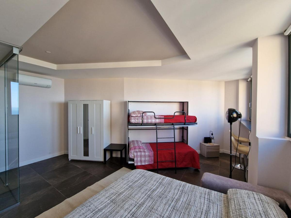 The White Domus Apartment Таормина Екстериор снимка
