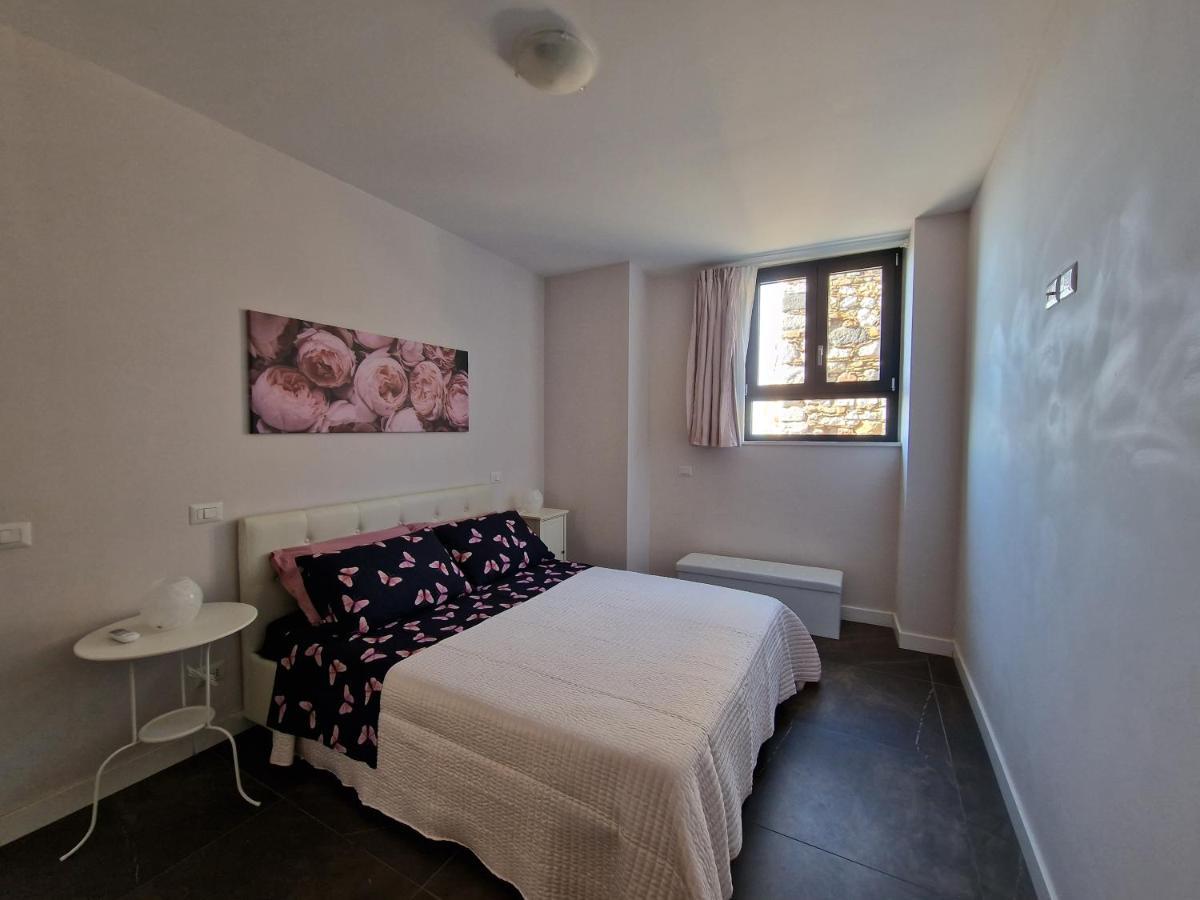 The White Domus Apartment Таормина Екстериор снимка