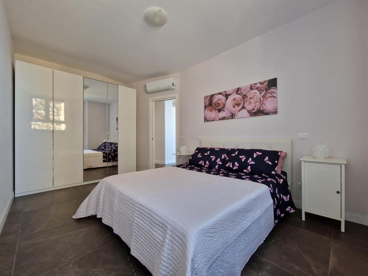 The White Domus Apartment Таормина Екстериор снимка