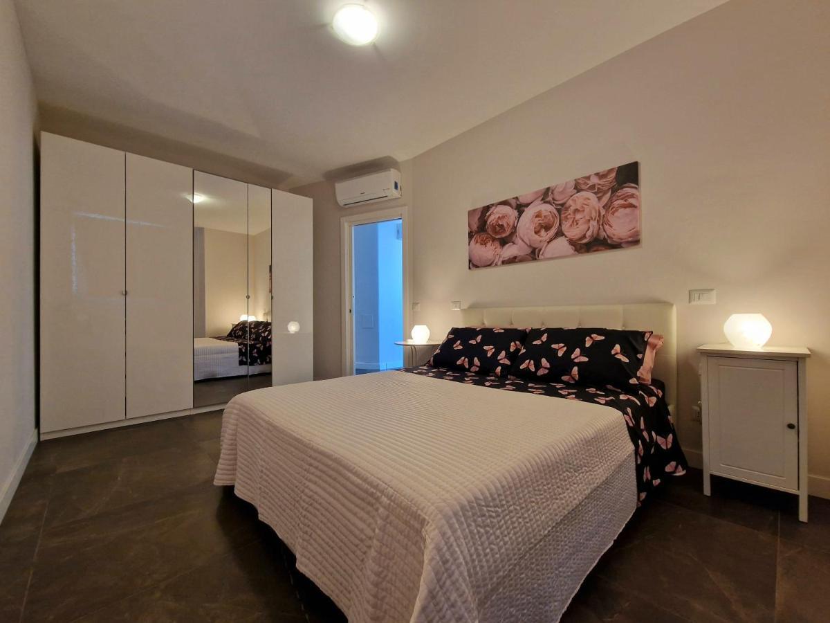 The White Domus Apartment Таормина Екстериор снимка
