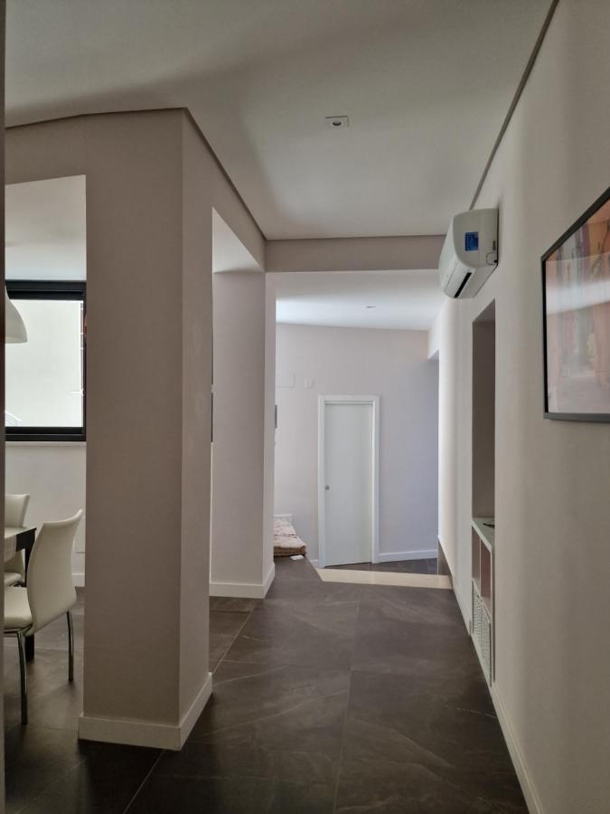 The White Domus Apartment Таормина Екстериор снимка